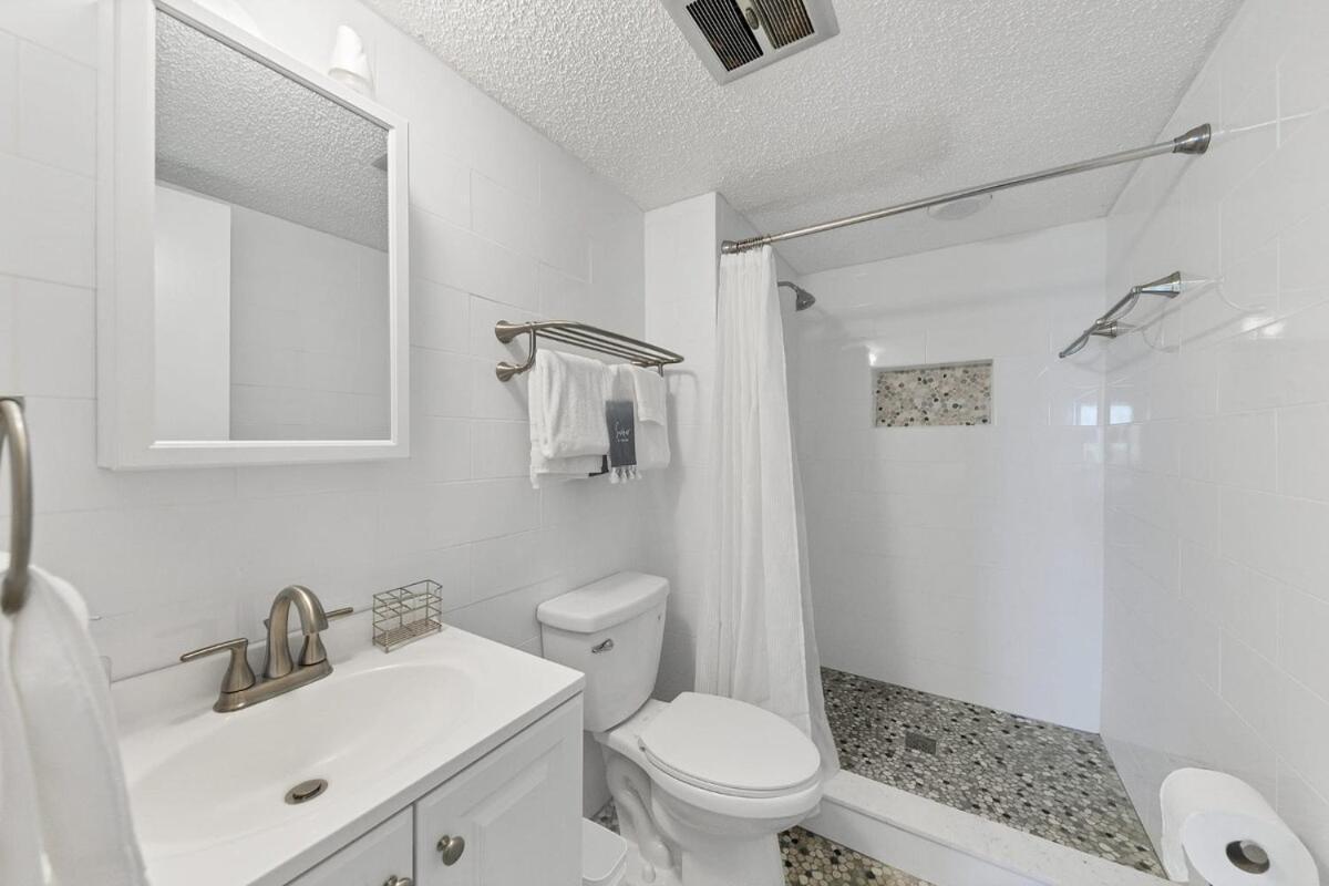 2 Bed 2 Bath Centrally Located On Siesta Key Villa Sarasota Esterno foto